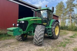 John Deere 7720