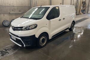 Toyota Proace L1 1,6 D 5-ovinen