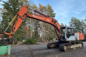 Hitachi EX200