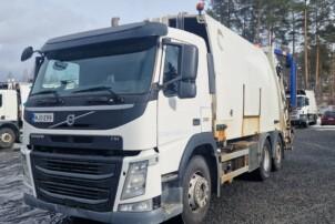 Volvo FM330