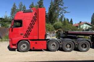 Volvo FH16 8*4 raskasveturi