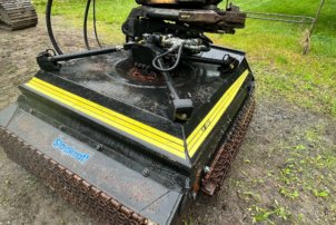 Scania R560 LA 6x4 MNB V8