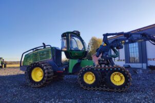 John Deere 1270G