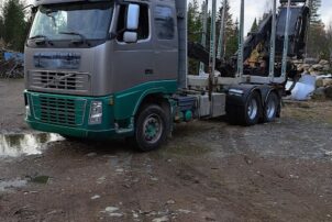 Volvo FH16 8x4 750