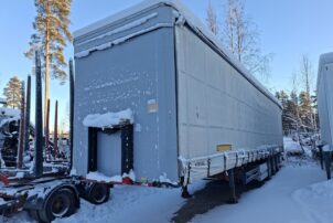 Kögel SN 24 pressukapellipuoliperävaunu