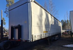 Kögel SN 24 pressukapellipuoliperävaunu