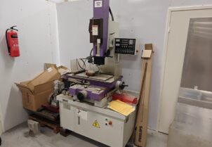 Omega EDM CM-800 lankasahaus & uppokipinätyöstökone