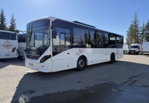 Volvo 8900