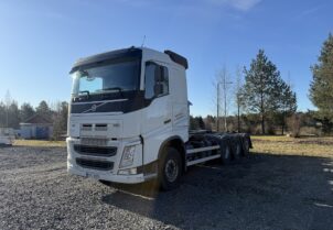 Volvo FH500 8x4 Koukkuauto