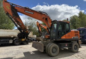 Doosan DX170W-5
