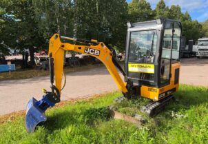 JCB 16C-1