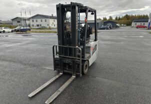 Nissan 1N1L15Q sähkötrukki