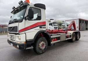 Volvo FM12 Koukkulaitteella