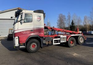 Volvo FH460 6x2, Ketterä 28t vaijeriauto