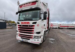 Scania R490 6x2*4